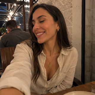 Daniela R. · Bogota